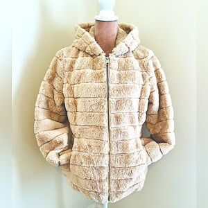 NWOT- Faux Fur Coat Shearling Fluffy w/Hood fur-Lined Jacket